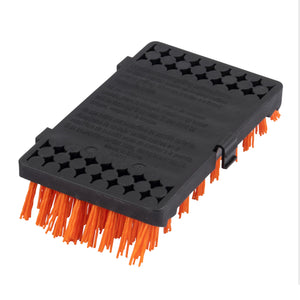 Black Char-Broil grill brush with stiff bristles. Ideal for cleaning grill grates.