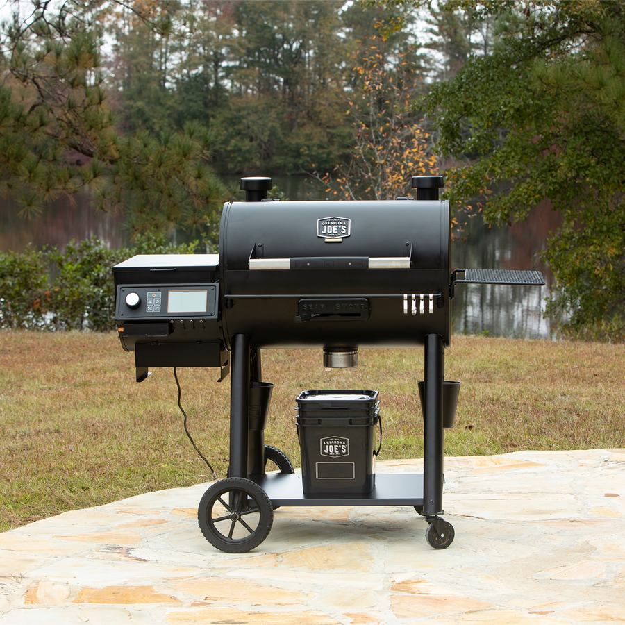 Oklahoma Joe's® Rider 900 DLX Pellet Grill