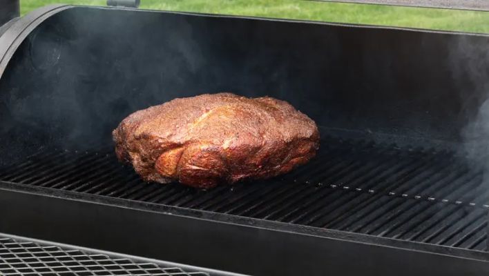 Smoking a Pork Butt over applewood with help from the Thermopro Spike!, Pork